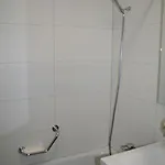 شقة Microappartment With Bath And Cozy Balcony *