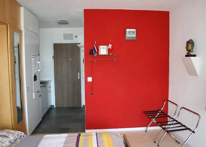 شقة Microappartment With Bath And Cozy Balcony *